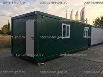 case tip container
